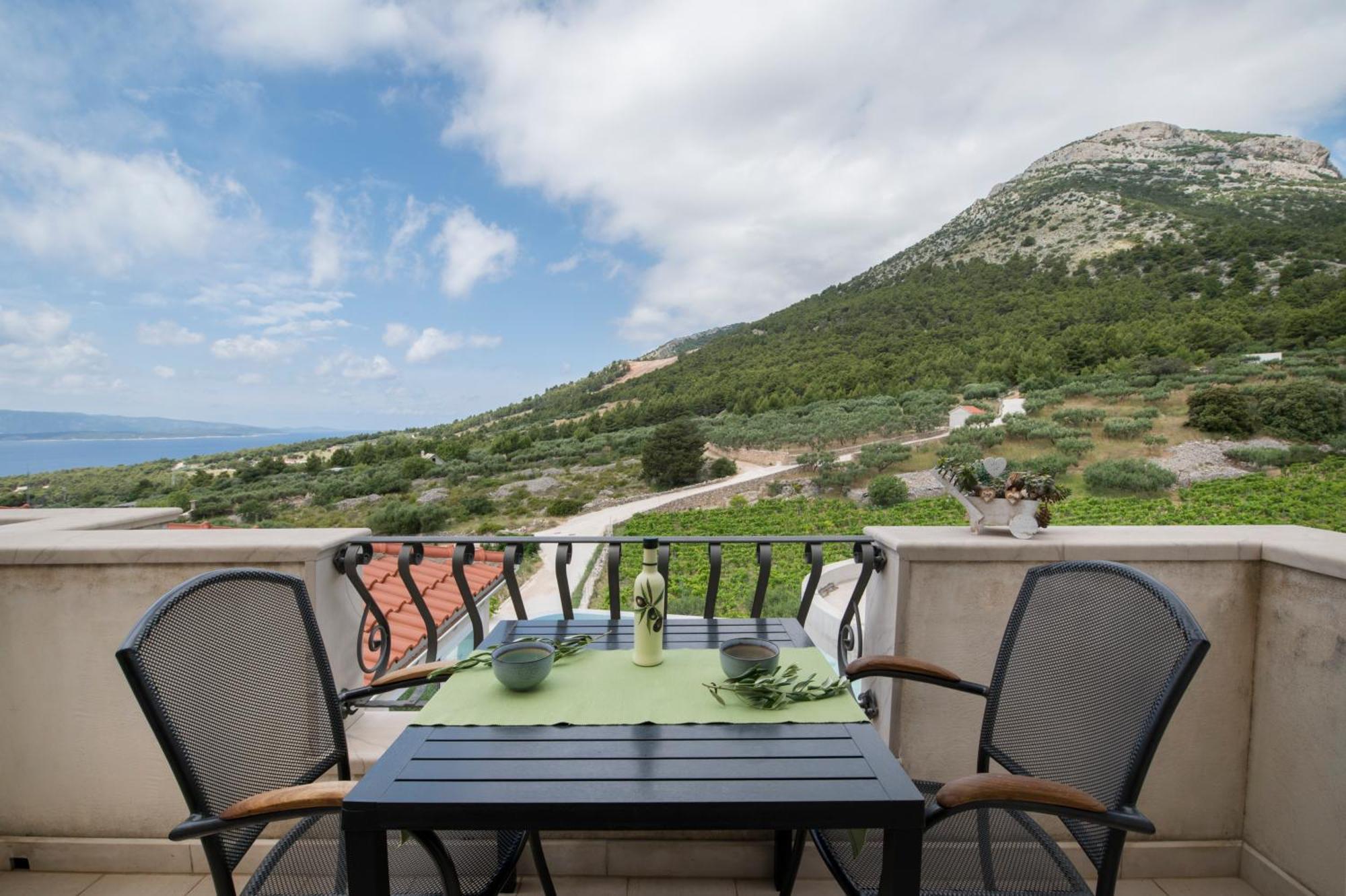 Villa Franka With Swimming Pool Bol Exterior photo