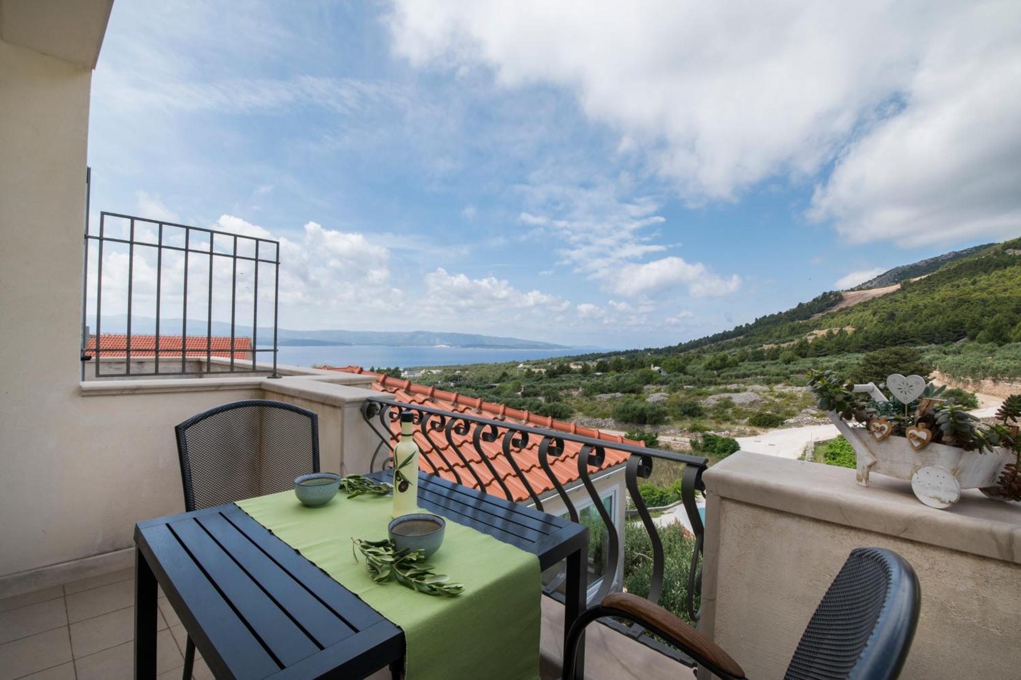 Villa Franka With Swimming Pool Bol Exterior photo